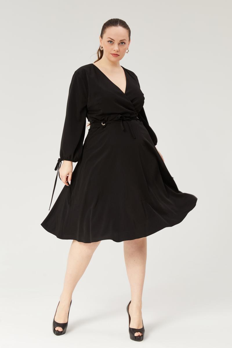 שמלת קוקטייל קצרה מעטפת פלאס - שחור